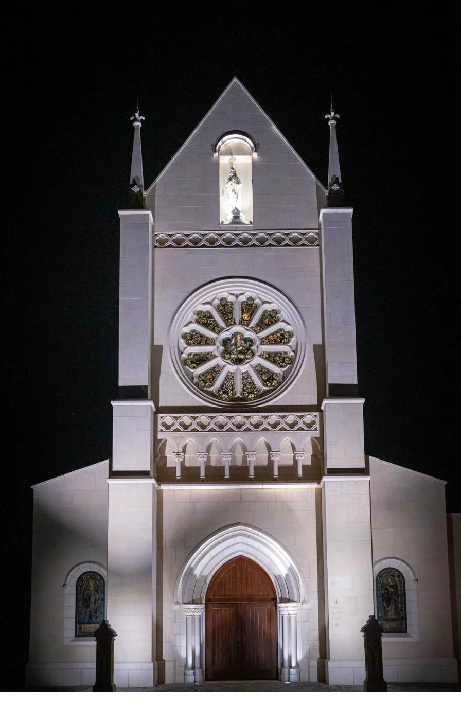 Sister teaching music